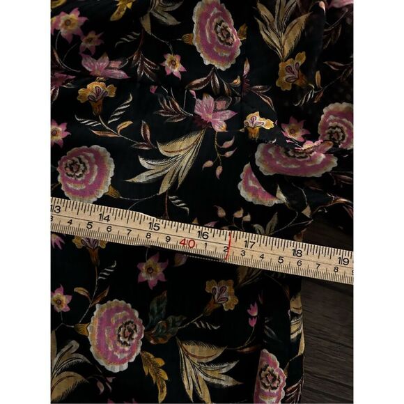 Loft Petite Black Floral Blouse Size XS NWT Fairy Goth Whimsical Peony Puff NWT - Picture 10 of 12